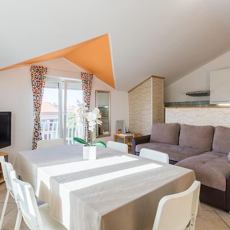 Trbovic Apartments Peaceful Stay With Free Parking, Pet-Friendly, And Bike Storage In Умаг Экстерьер фото