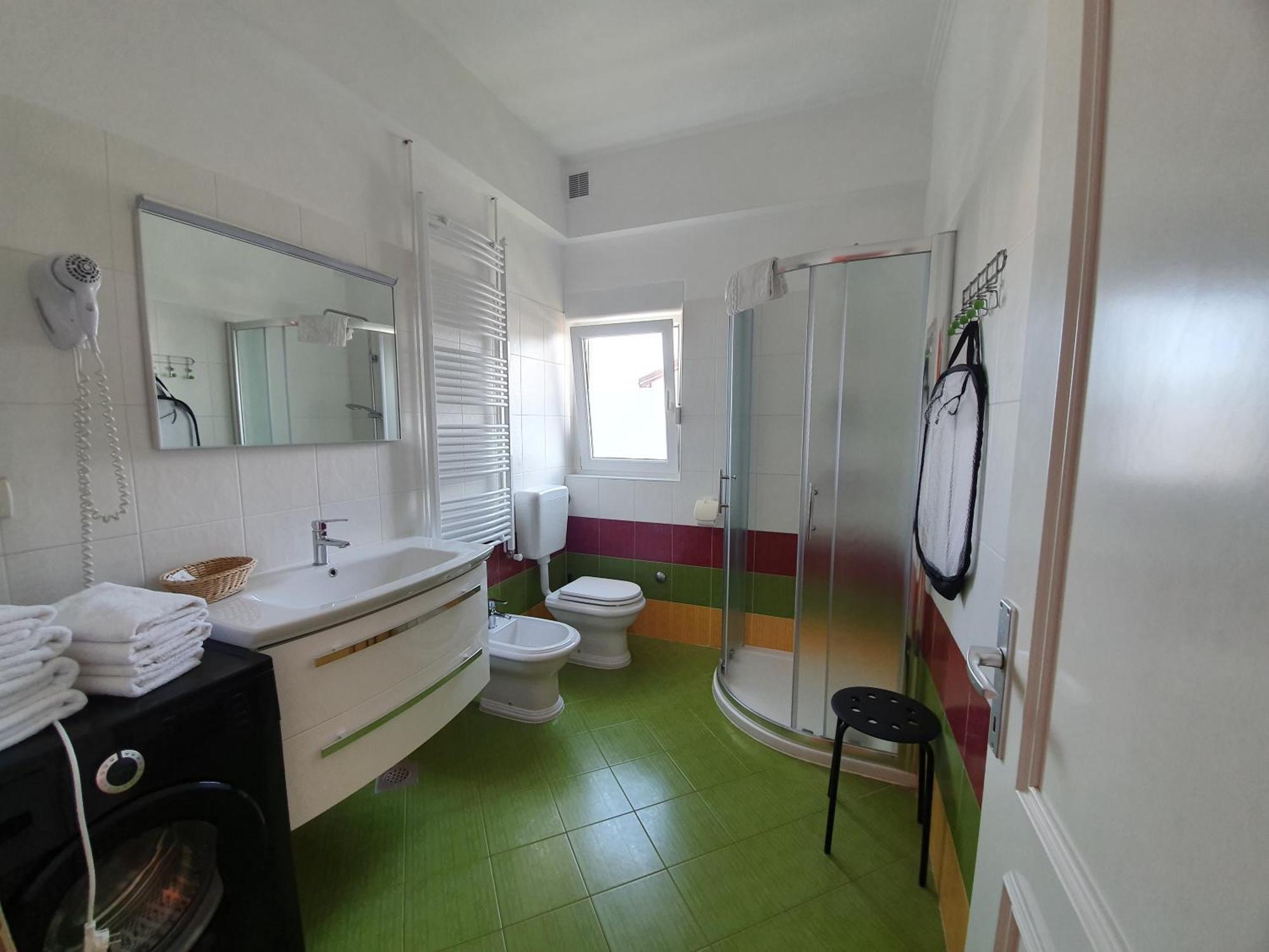 Trbovic Apartments Peaceful Stay With Free Parking, Pet-Friendly, And Bike Storage In Умаг Экстерьер фото