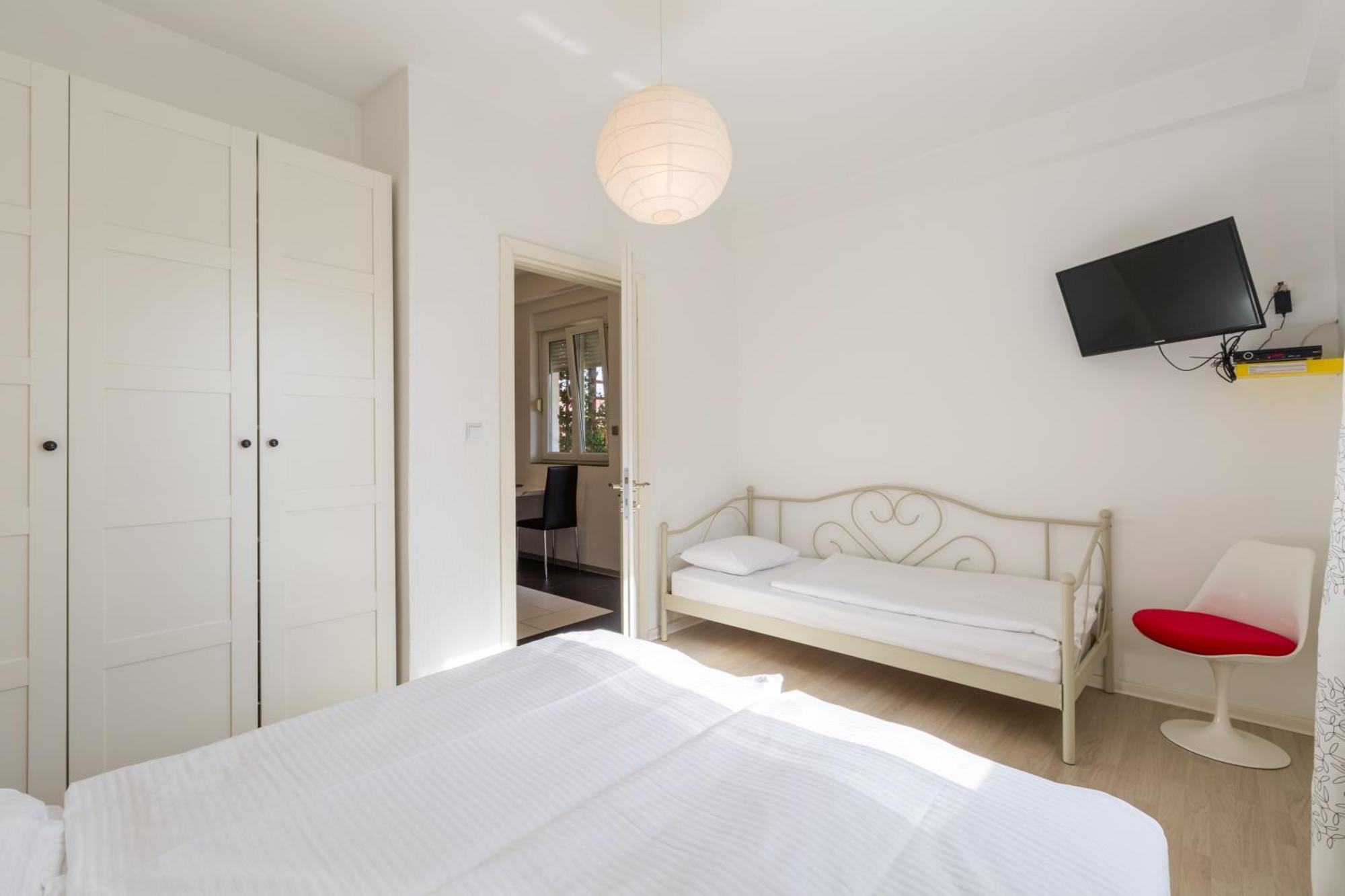 Trbovic Apartments Peaceful Stay With Free Parking, Pet-Friendly, And Bike Storage In Умаг Экстерьер фото