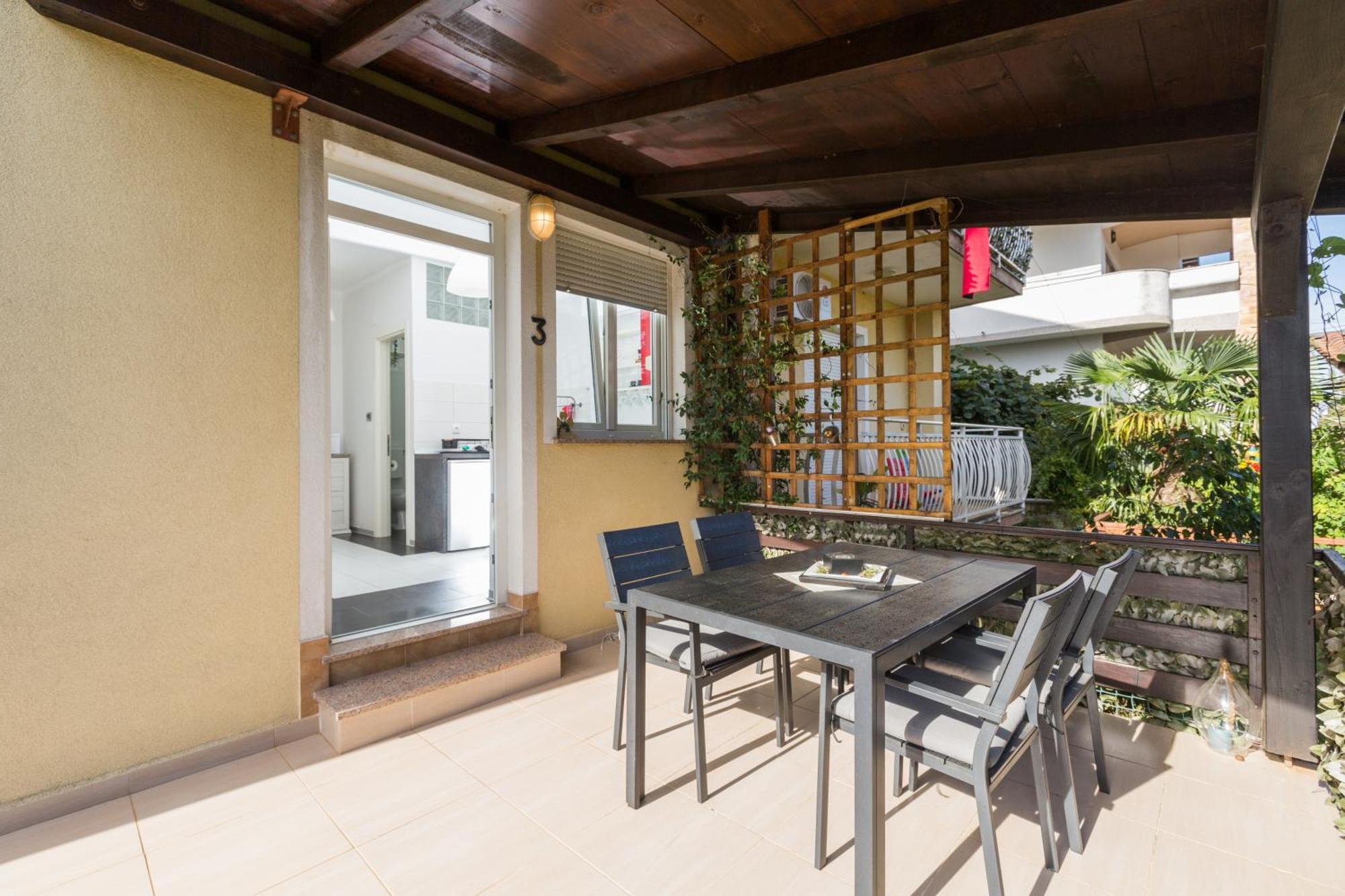 Trbovic Apartments Peaceful Stay With Free Parking, Pet-Friendly, And Bike Storage In Умаг Экстерьер фото