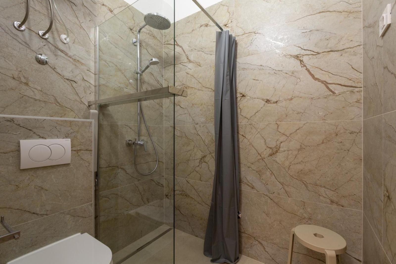 Trbovic Apartments Peaceful Stay With Free Parking, Pet-Friendly, And Bike Storage In Умаг Экстерьер фото